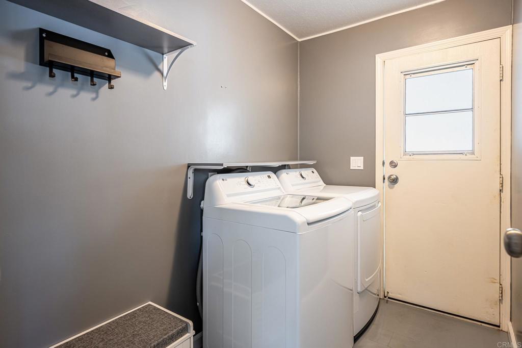 4650 Dulin Road, Unit 42 Fallbrook, CA 92003 - Photo 21 of 45 a utility room with dryer and washer