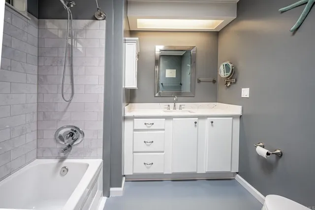 a bathroom with a bathtub
