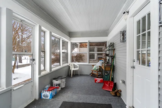 $169,900 | 314 Oakwood Avenue, Jackson, MI 49203