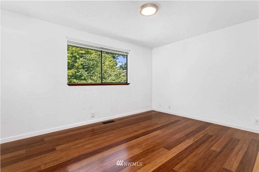 18912 27th Drive Southeast Bothell, WA 98012 - Photo 14 of 25 Gallery Image 14