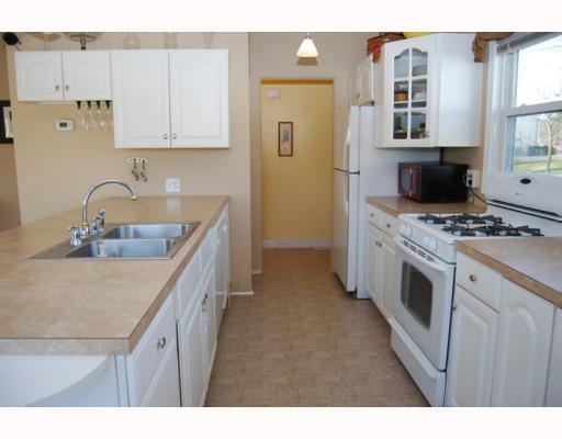 116 Nike Road Coraopolis, PA 15108 - Photo 6 of 17 Kitchen. Updated Spacious kitchen! Plenty of counter, and cabinet space. Newer countertops, flooring, and cabinets. Appliances are included.