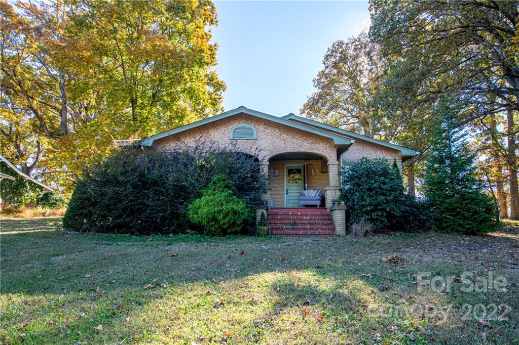 4529 County Home Road Conover, NC 28613 - Photo 1 of 39 Gallery Image 1
