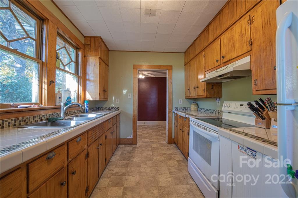 4529 County Home Road Conover, NC 28613 - Photo 22 of 39 Gallery Image 22