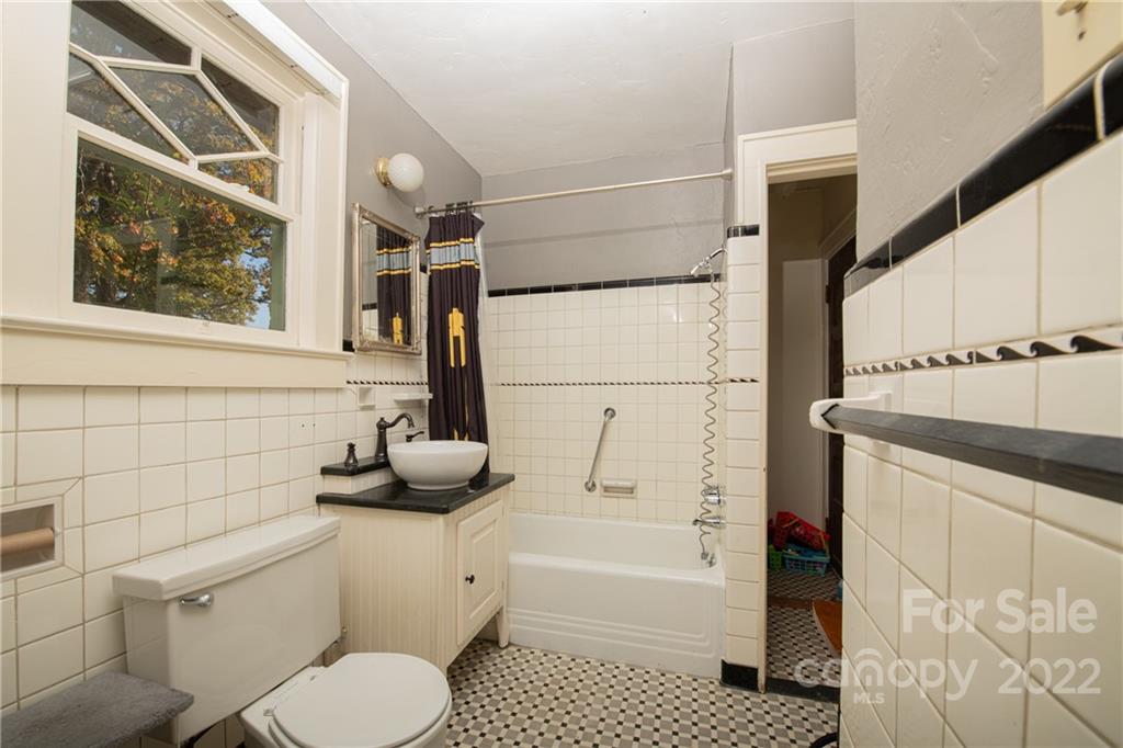 4529 County Home Road Conover, NC 28613 - Photo 28 of 39 Gallery Image 28