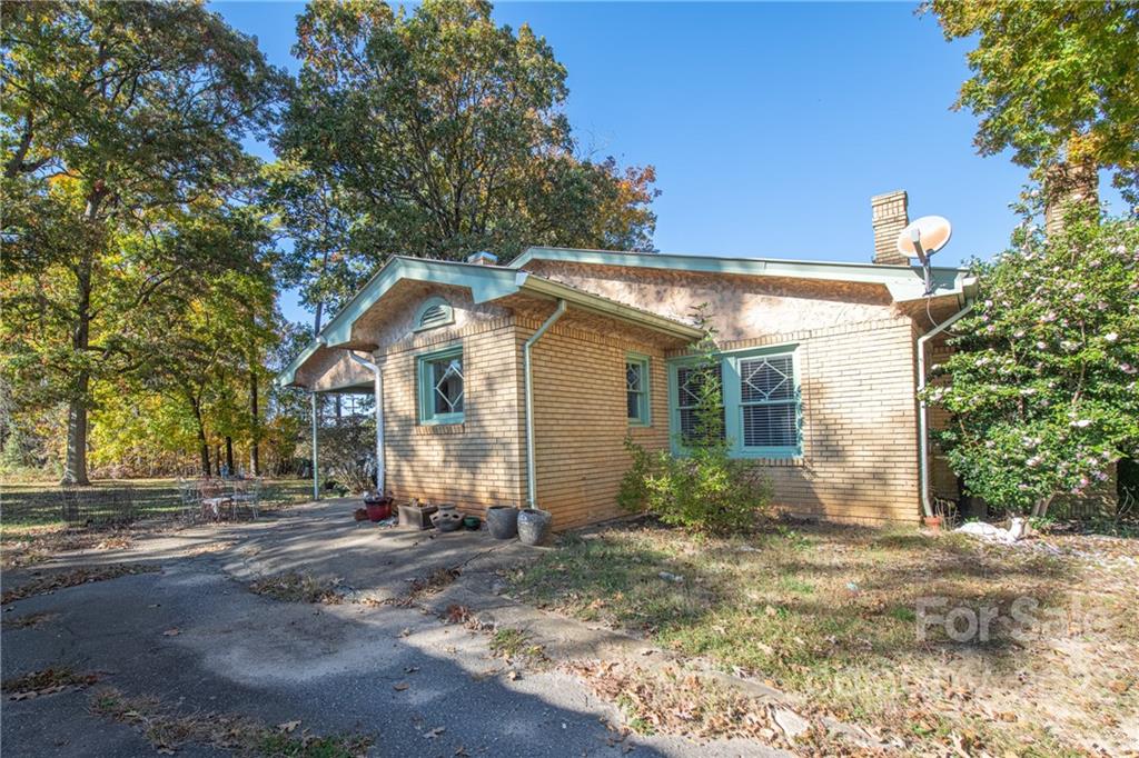 4529 County Home Road Conover, NC 28613 - Photo 6 of 39 Gallery Image 6