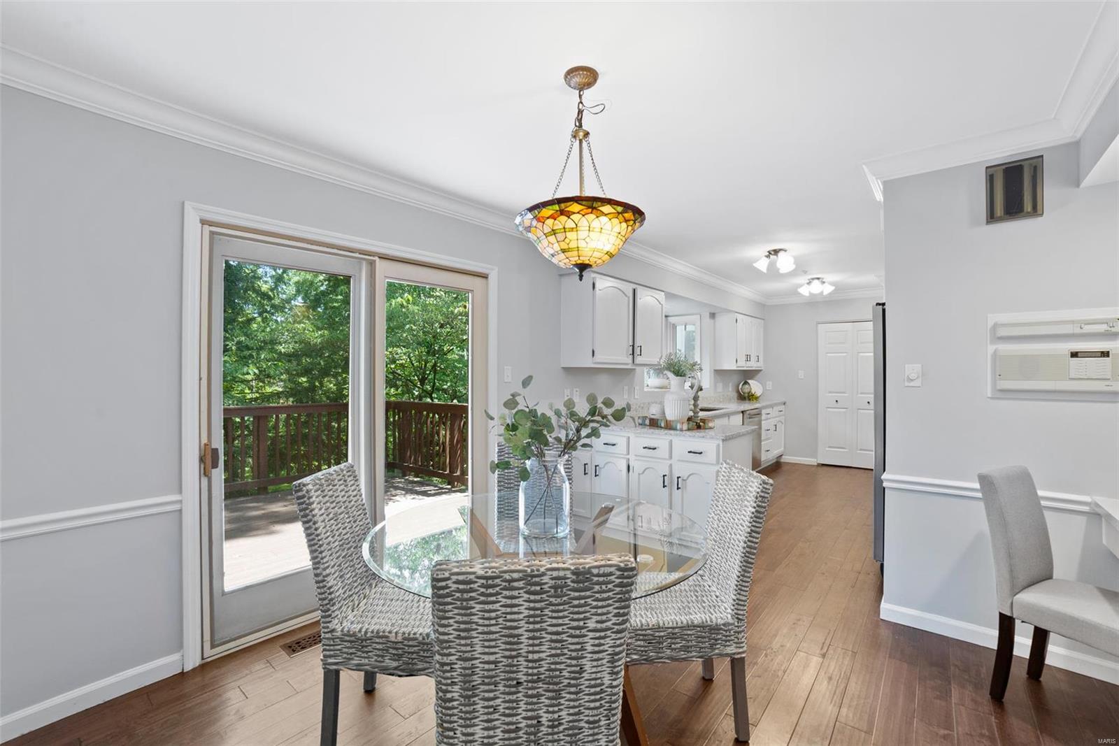 15821 Large Oak Road Chesterfield, MO 63017 - Photo 19 of 42