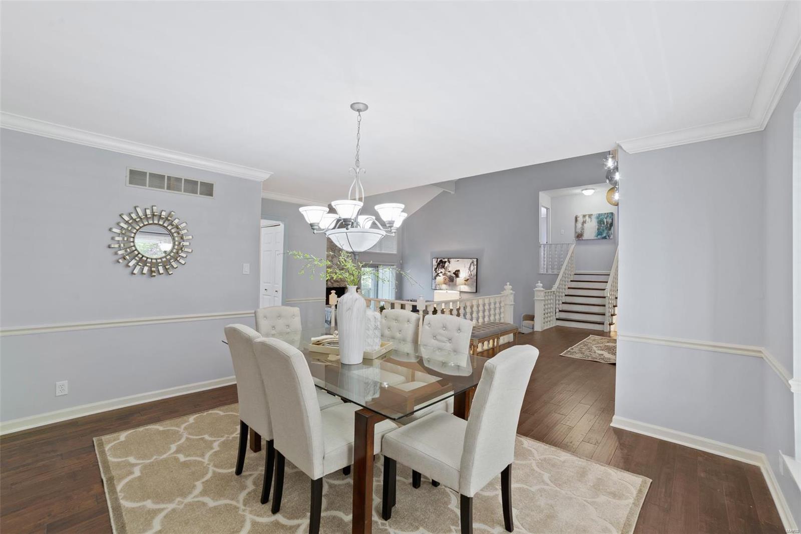 15821 Large Oak Road Chesterfield, MO 63017 - Photo 8 of 42