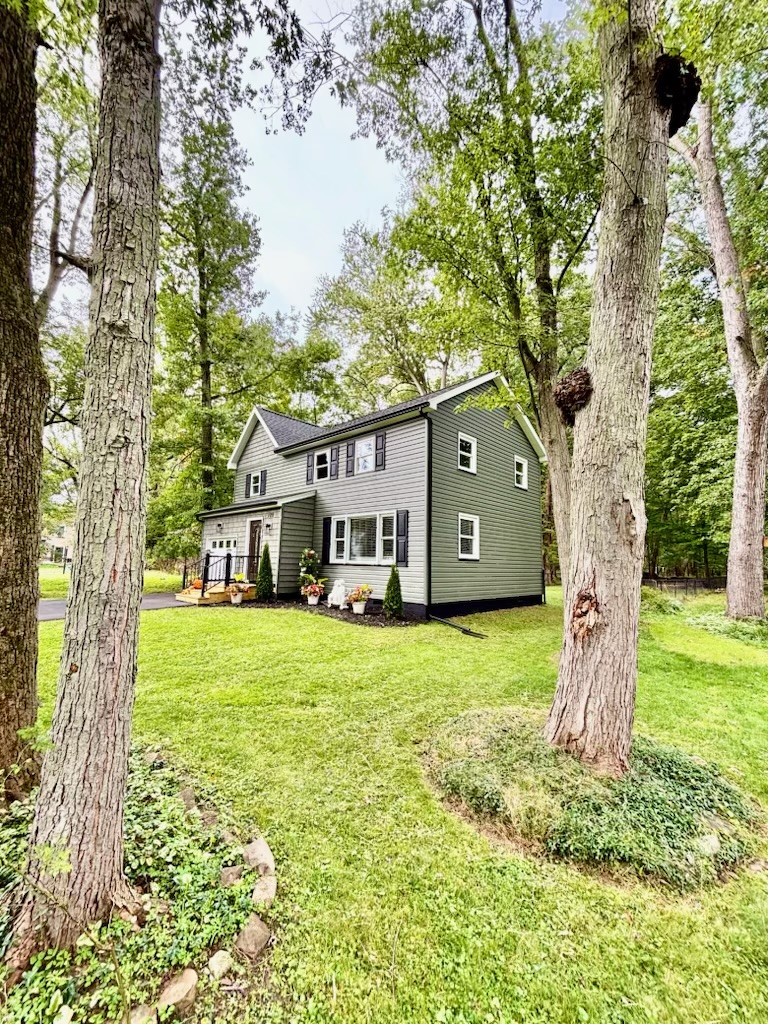 129 Bastian Road Rochester, NY 14623 - Photo 2 of 37 Gallery Image 2