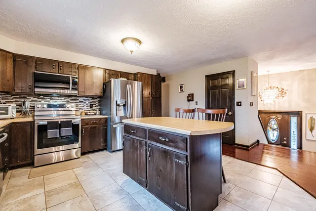 $775,000 | 83 Morrill Road, Norway, ME 04268