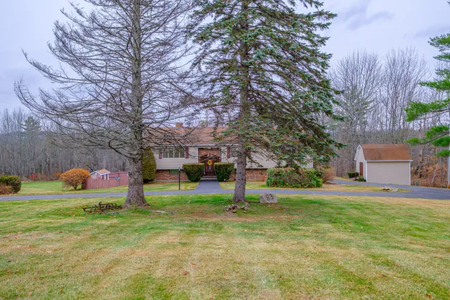 $775,000 | 83 Morrill Road, Norway, ME 04268