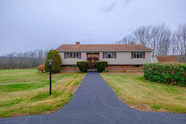 $775,000 | 83 Morrill Road, Norway, ME 04268