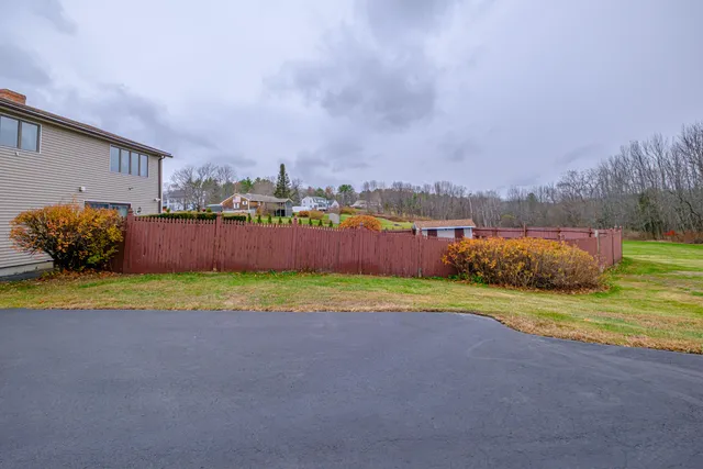 $775,000 | 83 Morrill Road, Norway, ME 04268