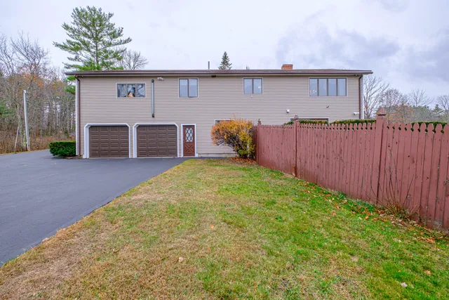 $775,000 | 83 Morrill Road, Norway, ME 04268