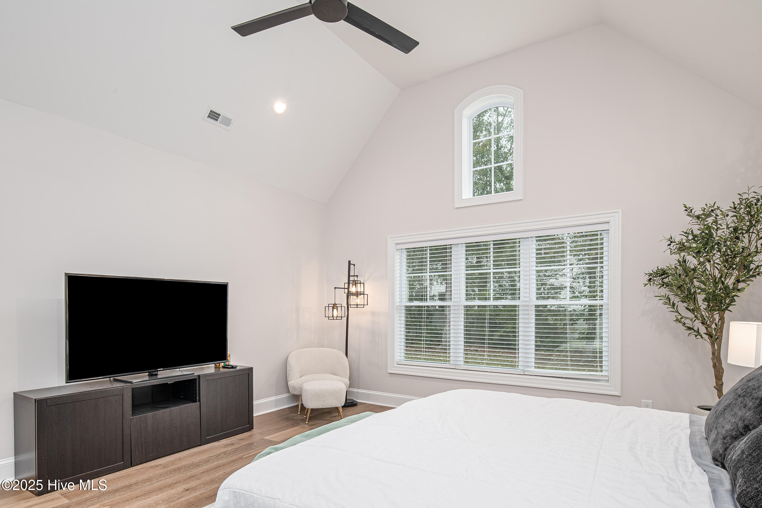 4101 Dunhagan Road Greenville, NC 27858 - Photo 25 of 52 1st Floor Owners Suite