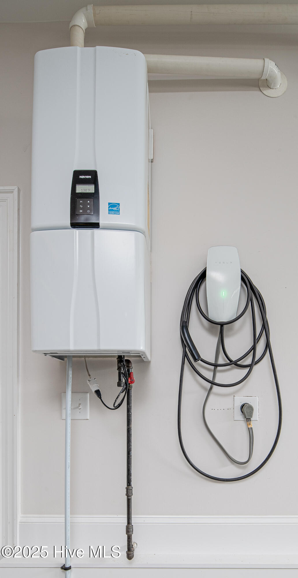 4101 Dunhagan Road Greenville, NC 27858 - Photo 50 of 52 Hot Water Heater & Charger