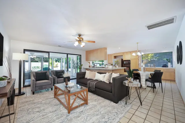 $850,000 | 11447 Forty Niner Circle, Gold River, CA 95670