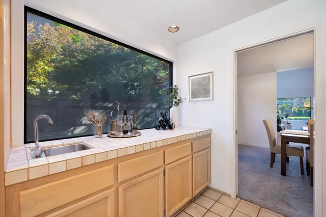 $850,000 | 11447 Forty Niner Circle, Gold River, CA 95670