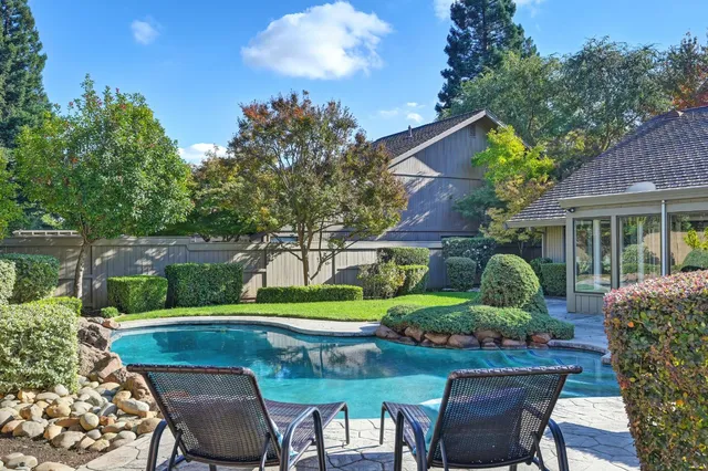 $850,000 | 11447 Forty Niner Circle, Gold River, CA 95670