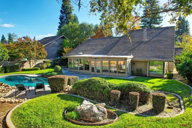 $850,000 | 11447 Forty Niner Circle, Gold River, CA 95670