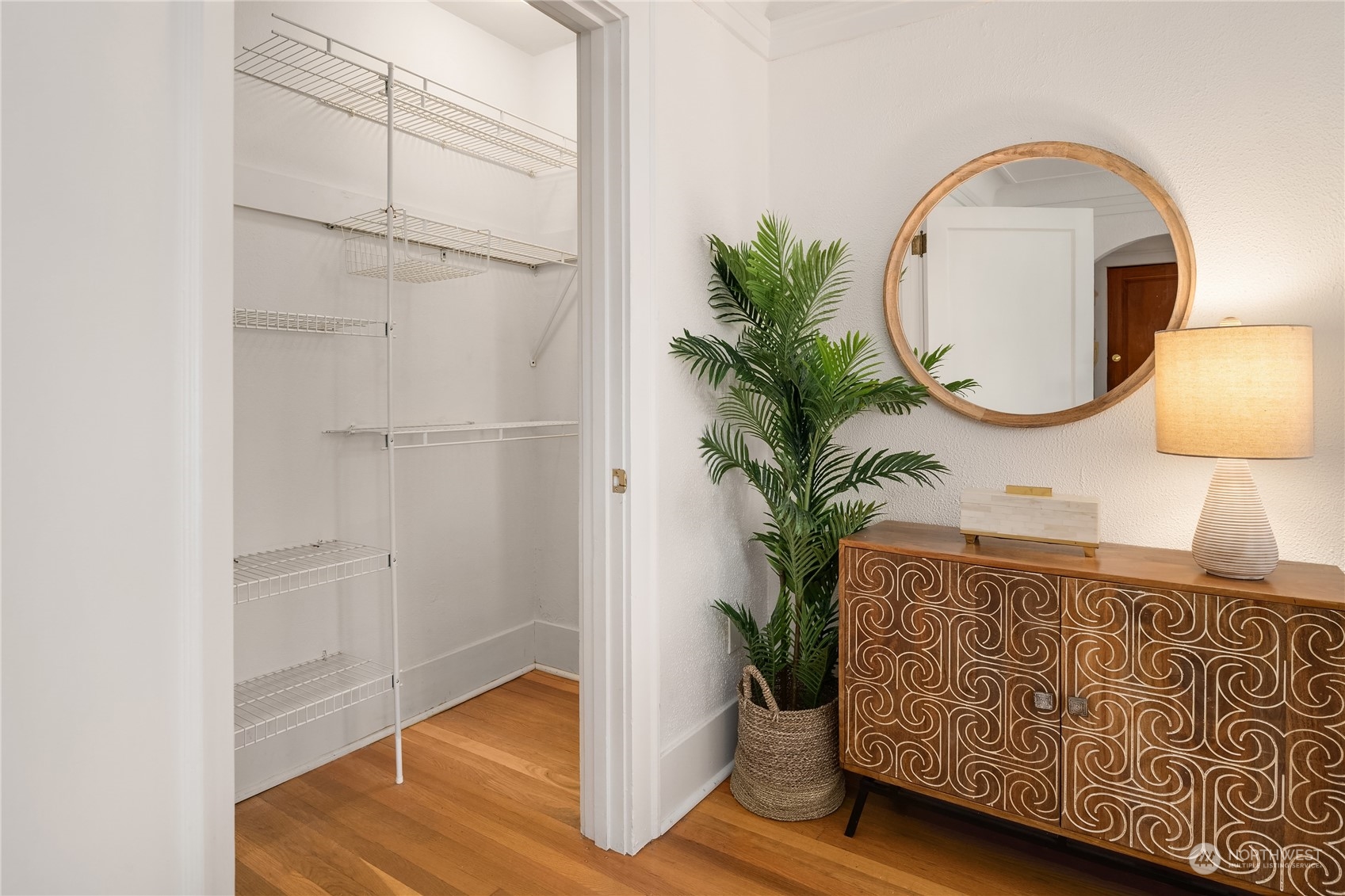 1640 18th Avenue, Unit 5 Seattle, WA 98122 - Photo 6 of 19 a front view of a house with garden