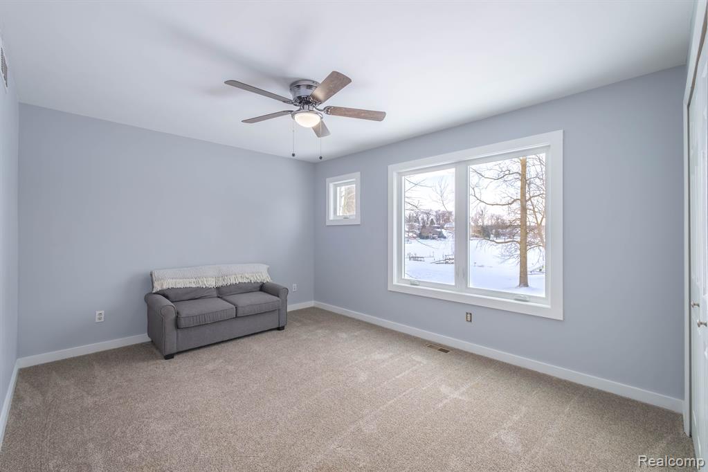 10449 Carmer Road Fenton, MI 48430 - Photo 24 of 36
