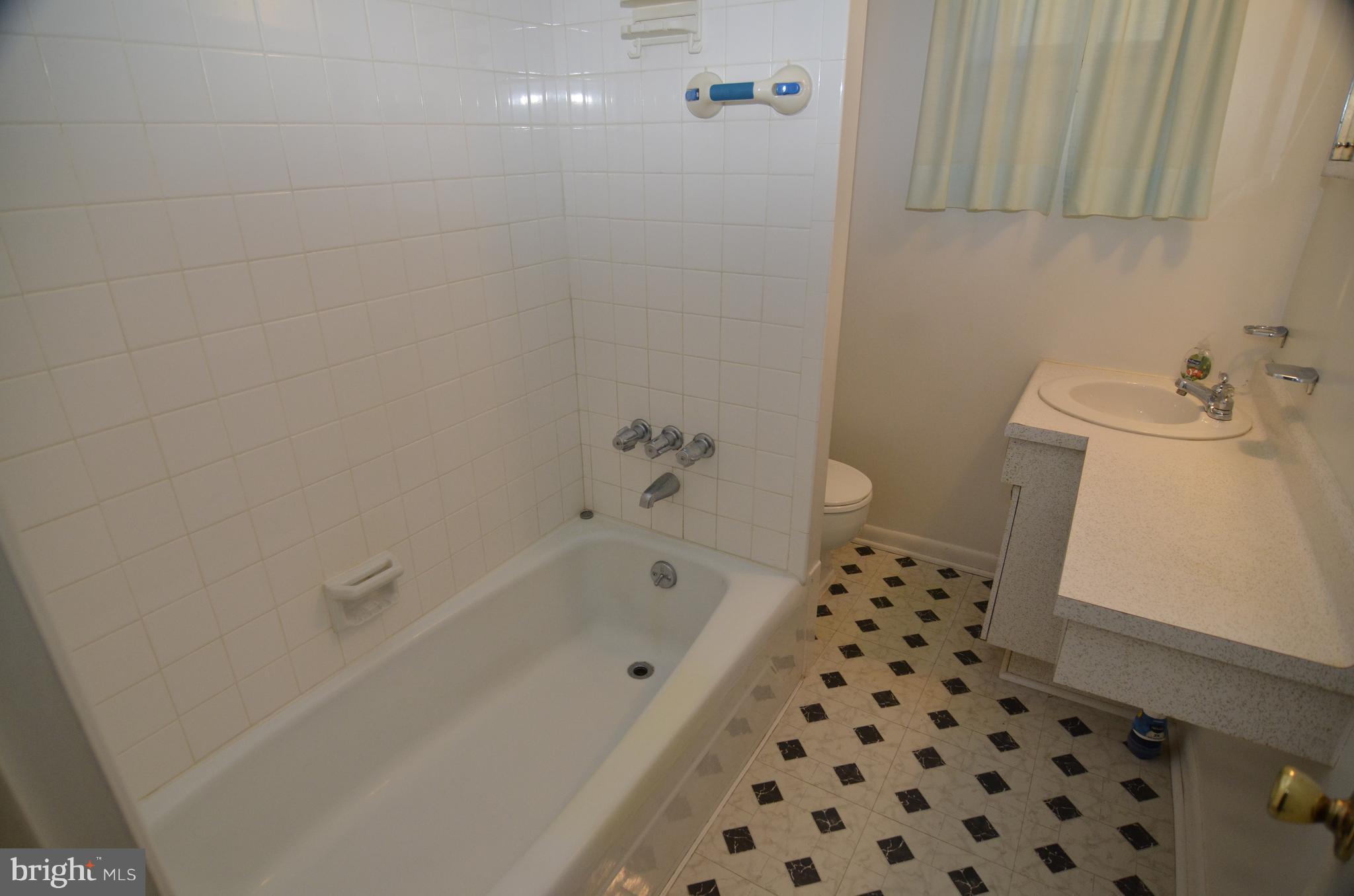 8909 Mark Place Laurel, MD 20708 - Photo 13 of 30 Bath