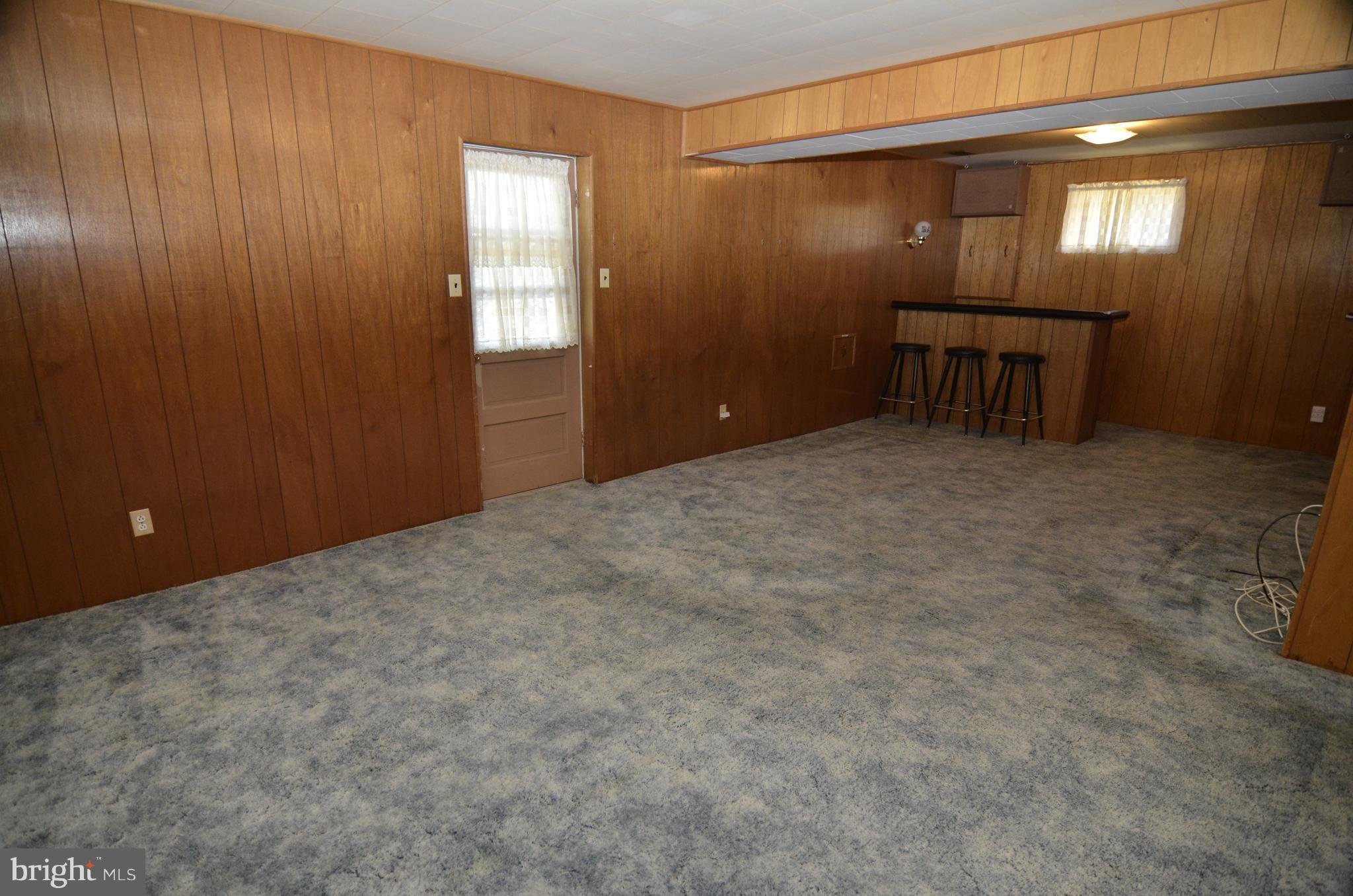 8909 Mark Place Laurel, MD 20708 - Photo 18 of 30 Family Room