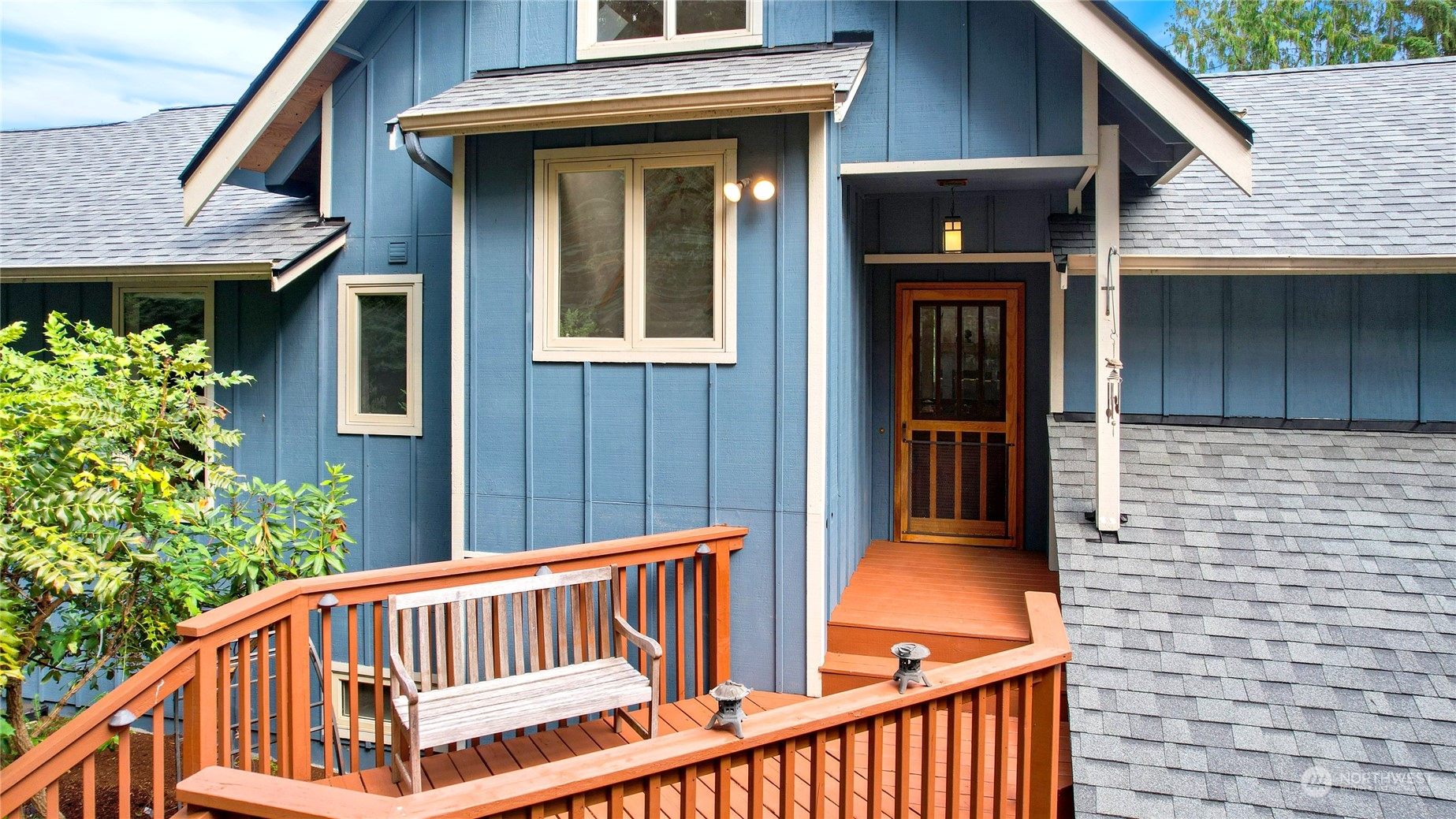 11146 Tulin Road Northeast Kingston, WA 98346 - Photo 2 of 40 Gallery Image 2