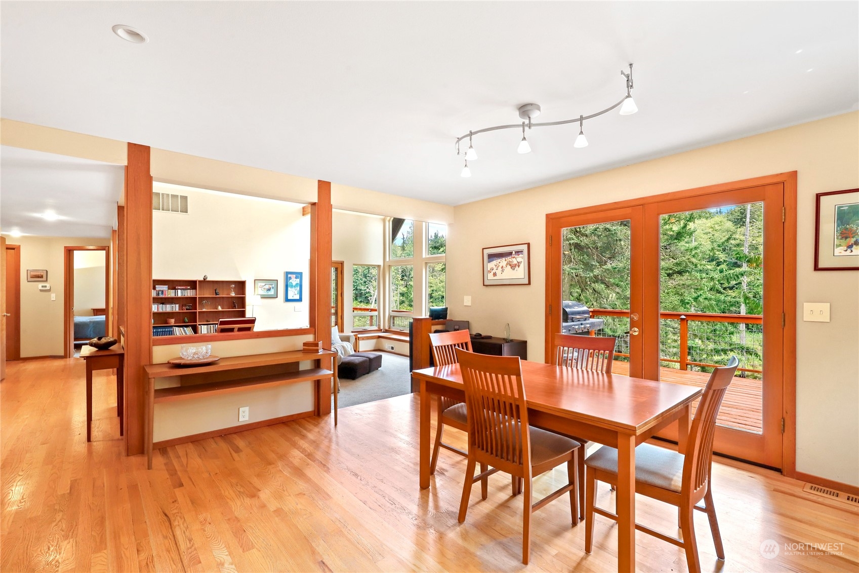 11146 Tulin Road Northeast Kingston, WA 98346 - Photo 8 of 40 Gallery Image 8