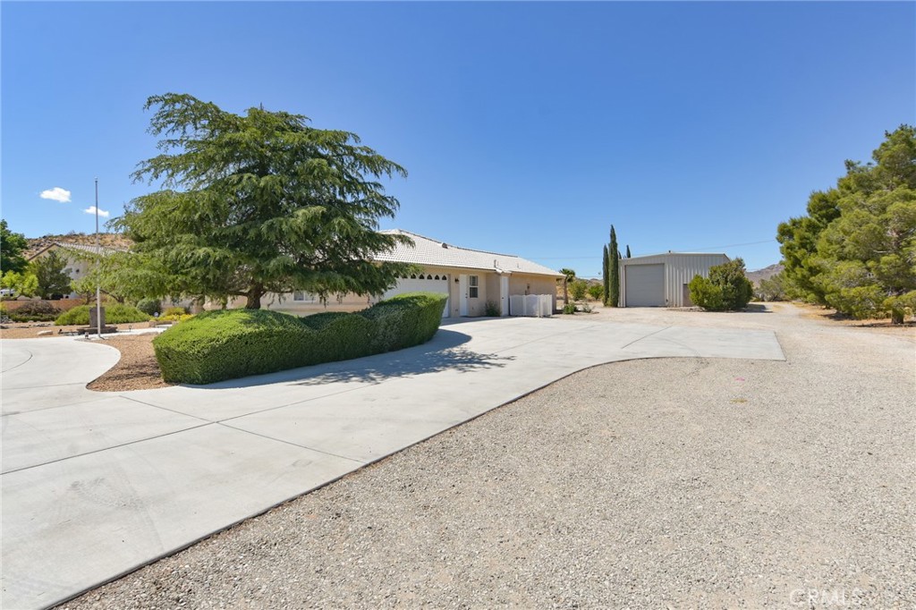 20690 Rancherias Road Apple Valley, CA 92307 - Photo 67 of 69