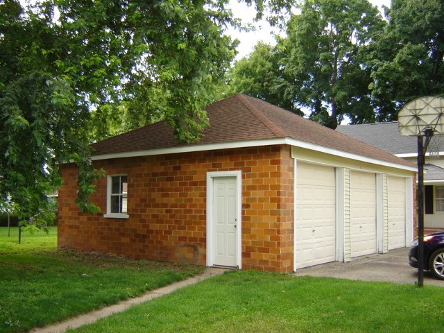 207 Spring Street Fremont, IN 46737 - Photo 14 of 15