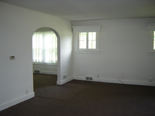 207 Spring Street Fremont, IN 46737 - Photo 3 of 15