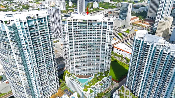 a view of building with outdoor space