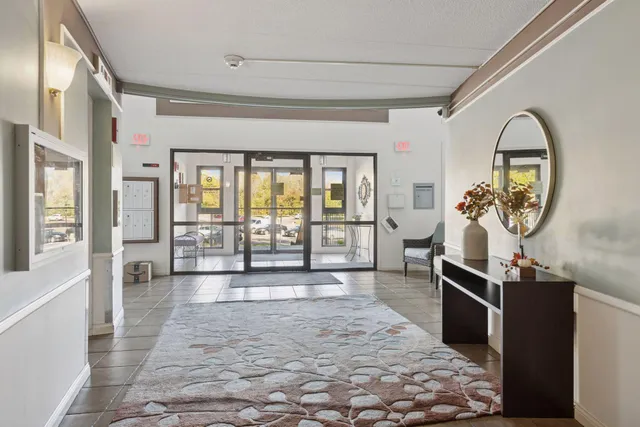 $117,000 | 10501 Cedar Lake Road, Unit 414, Minnetonka, MN 55305