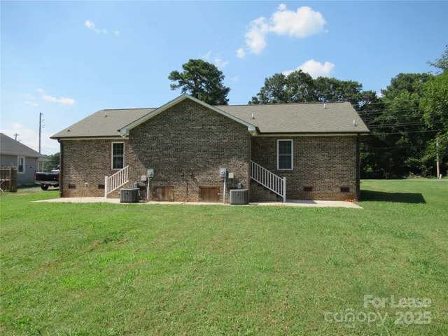 $1,300 | 604 Victory Grove Church Road, Lincolnton, NC 28092