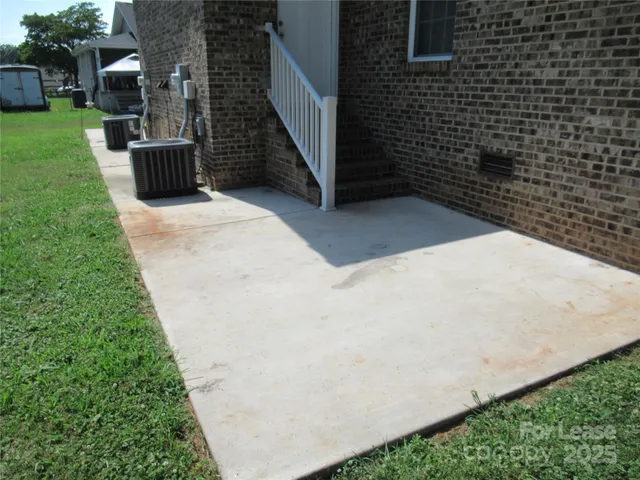 $1,300 | 604 Victory Grove Church Road, Lincolnton, NC 28092