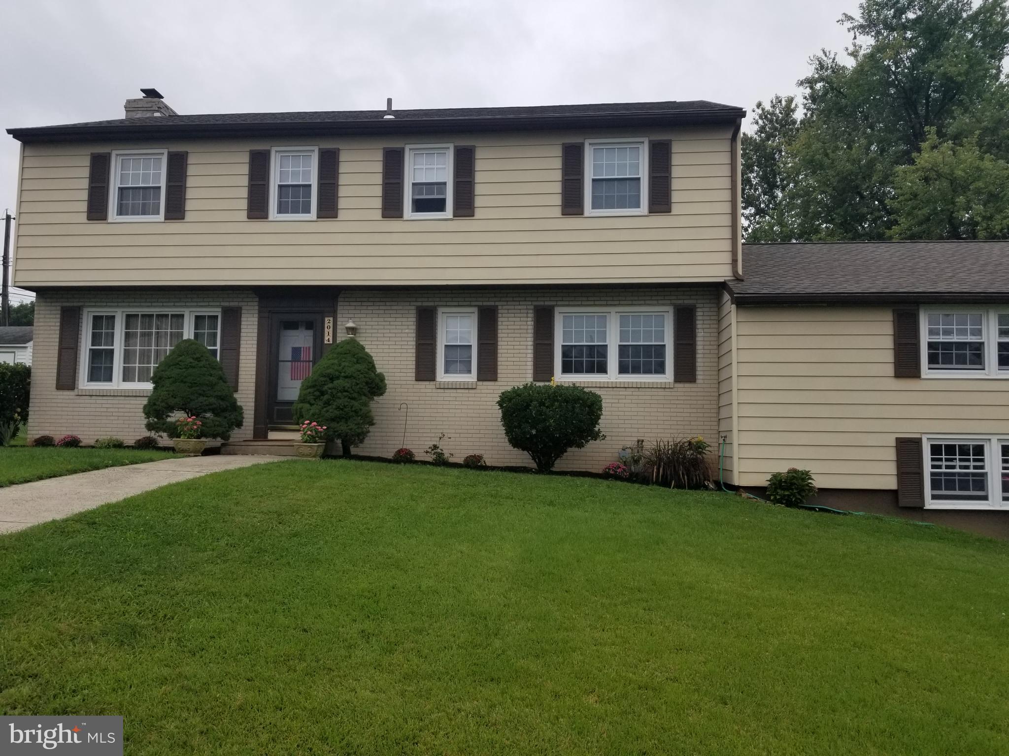 2014 Hemlock Road Norristown, PA 19403 - Photo 2 of 44 Gallery Image 2