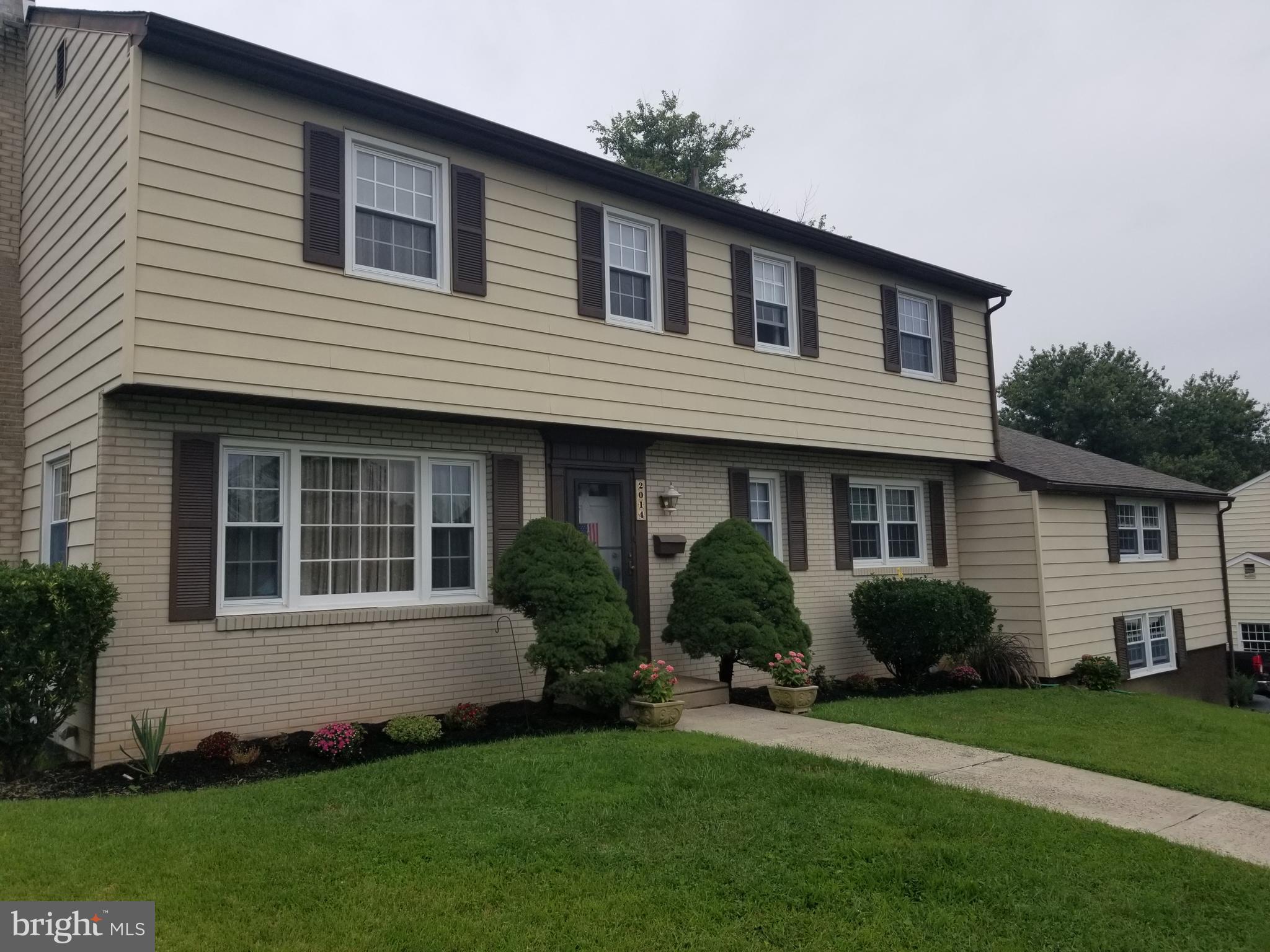 2014 Hemlock Road Norristown, PA 19403 - Photo 3 of 44 Gallery Image 3