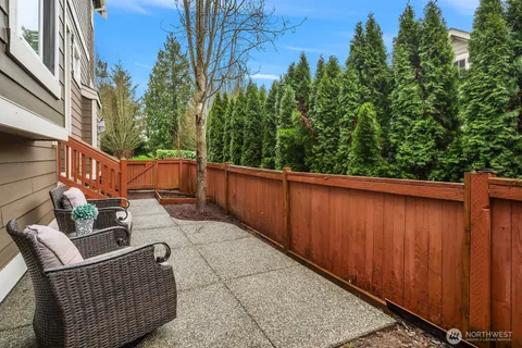 $1,498,000 | 12211 168th Court Northeast, Redmond, WA 98052