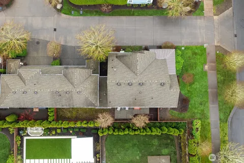 $1,498,000 | 12211 168th Court Northeast, Redmond, WA 98052