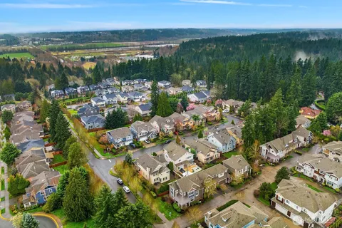 $1,498,000 | 12211 168th Court Northeast, Redmond, WA 98052