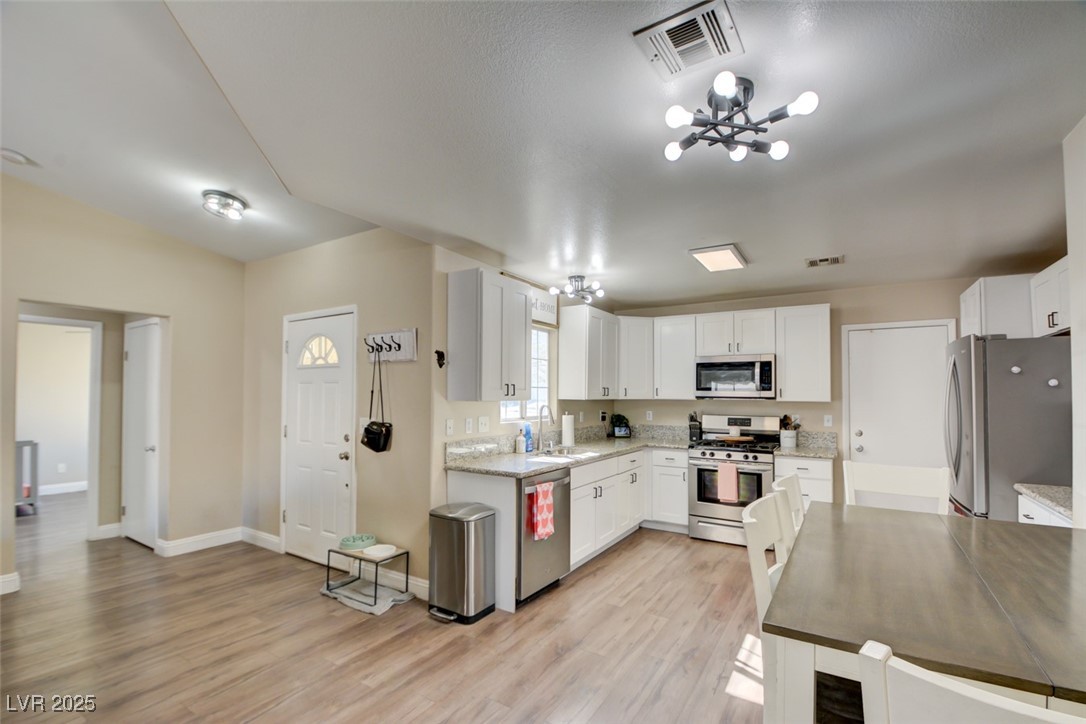 451 Wright Way Henderson, NV 89015 - Photo 10 of 32