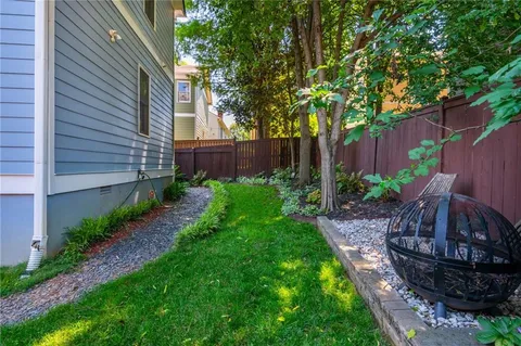 $649,900 | 183 Vanira Avenue Southeast, Atlanta, GA 30315