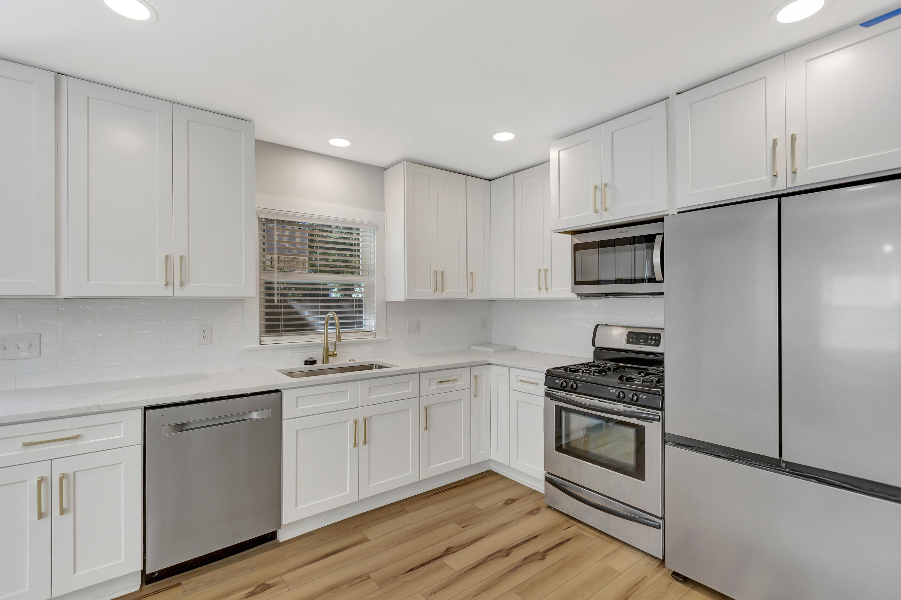 1757 Skinner Avenue, Unit B Charleston, SC 29407 - Photo 2 of 25 296A9107