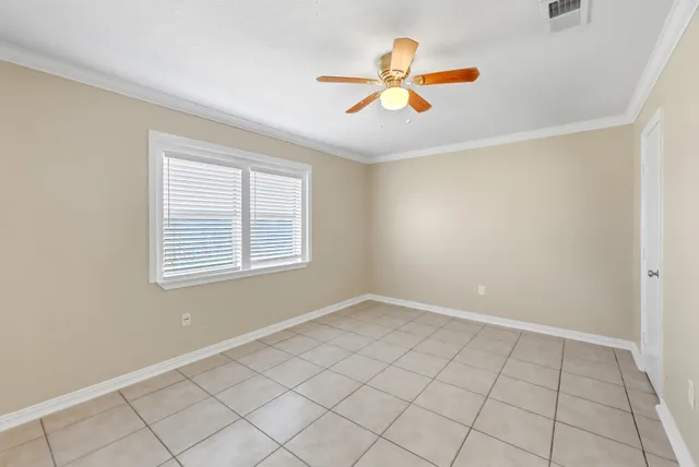 $2,850 | 3722 Rest Home Road, Pearland, TX 77584