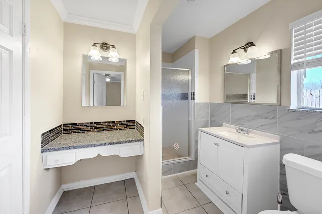 $2,850 | 3722 Rest Home Road, Pearland, TX 77584