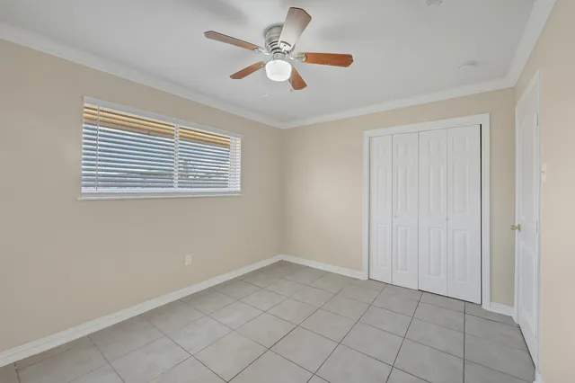 $2,850 | 3722 Rest Home Road, Pearland, TX 77584