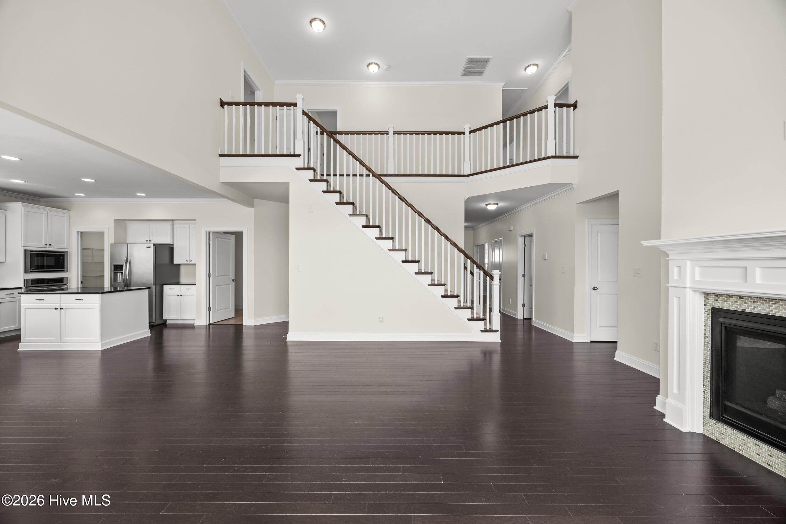 104 Bethea Street Holly Ridge, NC 28445 - Photo 27 of 87 16_living room