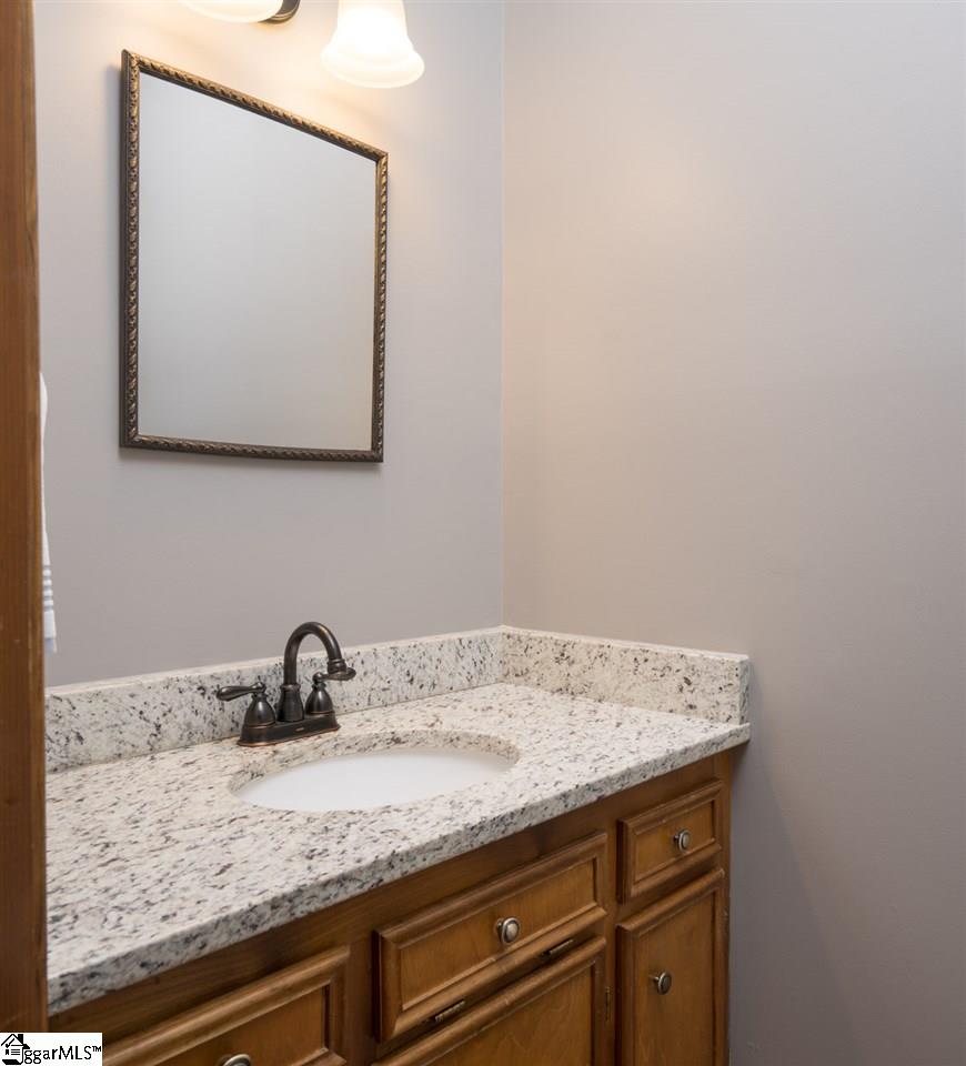 204 English Oak Road Simpsonville, SC 29681 - Photo 17 of 35 Gallery Image 17