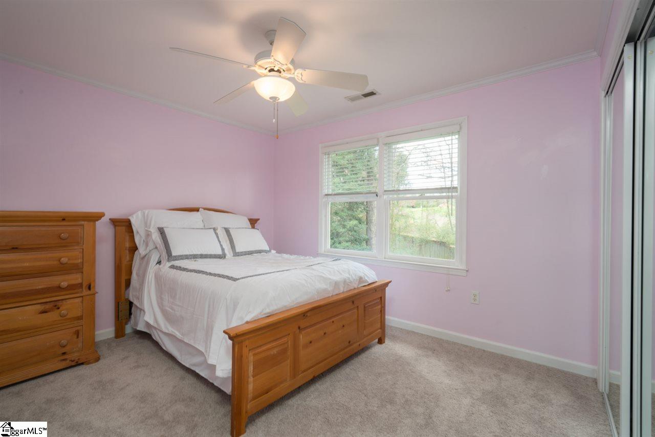 204 English Oak Road Simpsonville, SC 29681 - Photo 26 of 35 Gallery Image 26